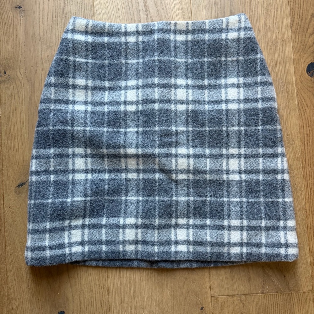 Uniqlo Wool Blend Plaid Mini Skirt Preppy Womens XS 0 New w/ Tags Office School